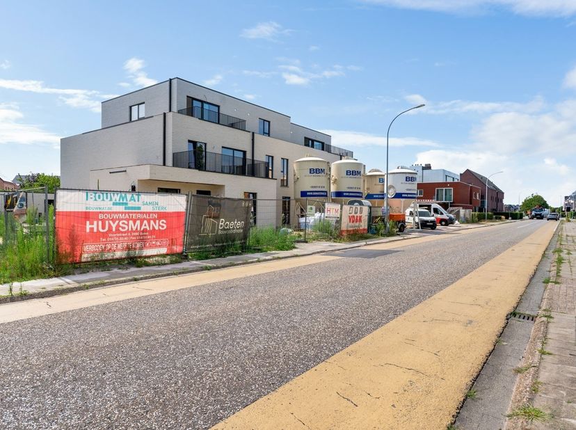 Appartement te koop in Ginderbuiten 222 bus 101,
                    2400 Mol