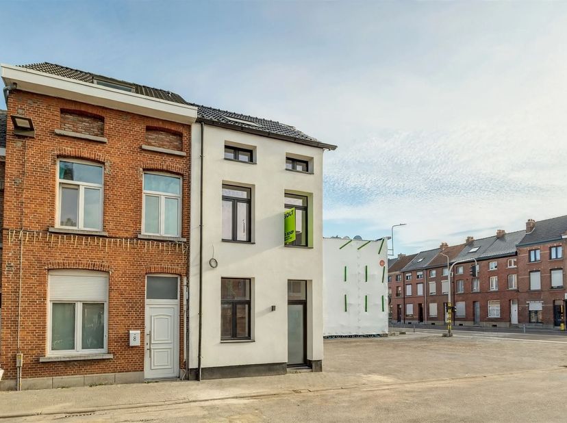 Huis te koop in Smisstraat 4,
                    2800 Mechelen