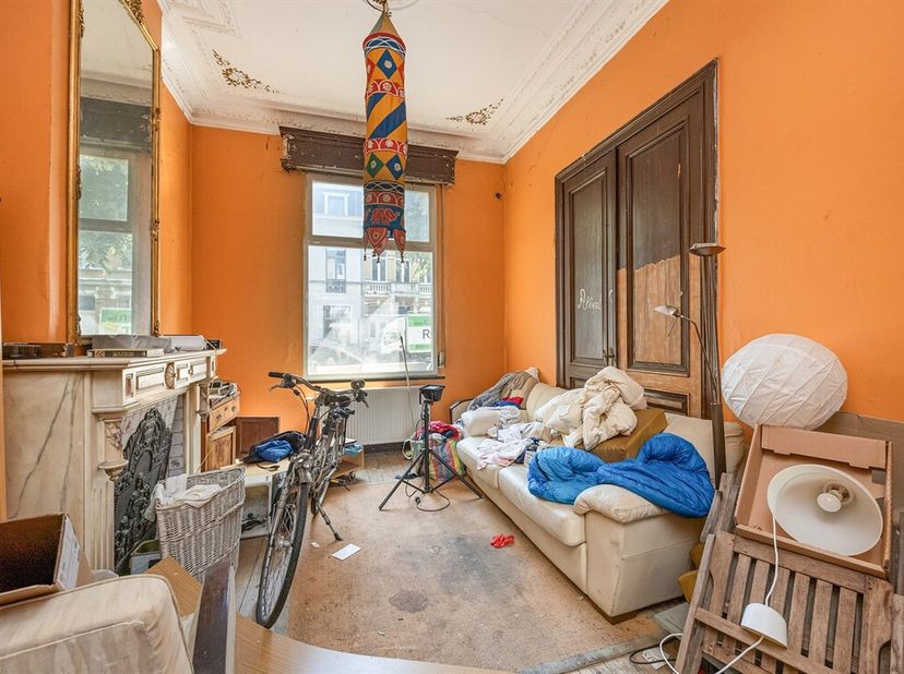 C'est dans la très prisée Victor Jacobslei, l'une des plus belles et des plus majestueuses avenues d'Oud-Berchem, que se trouve cette maison de maître