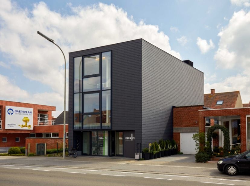 Bien professionnel à louer
                    à 8800 Roeselare