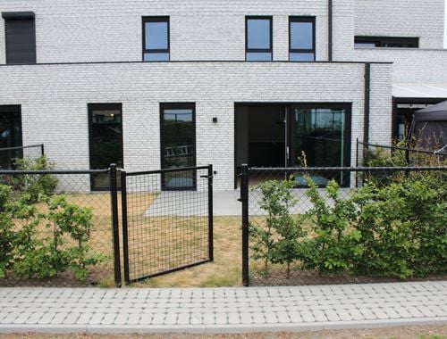                                         Appartement à louer à Molenbeersel, € 1.350
