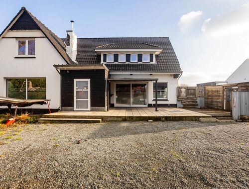                                         Maison à vendre à Ophasselt, € 700.000
