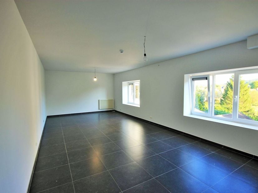 Appartement te huur in ,
                    5650 Pry