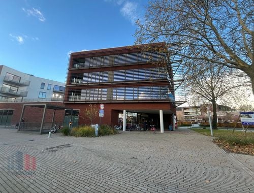                                         Bureaux à vendre à Hamme, € 214.000
