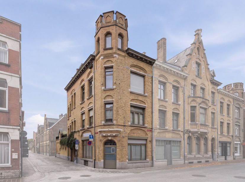 Huis te koop in Rijselstraat 152,
                    8900 Ieper