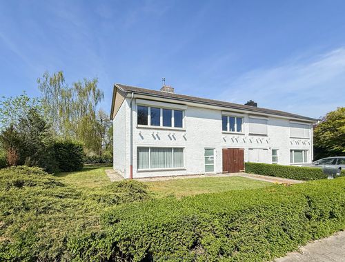                                         Woning te koop in Eeklo, € 310.000
