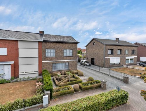                                         Woning te koop in Deinze, € 287.500
