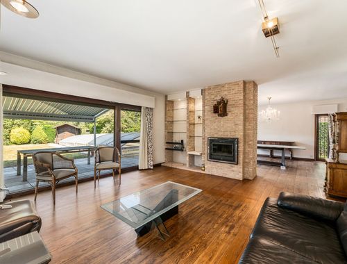                                         Villa te koop in Assebroek, € 740.000
