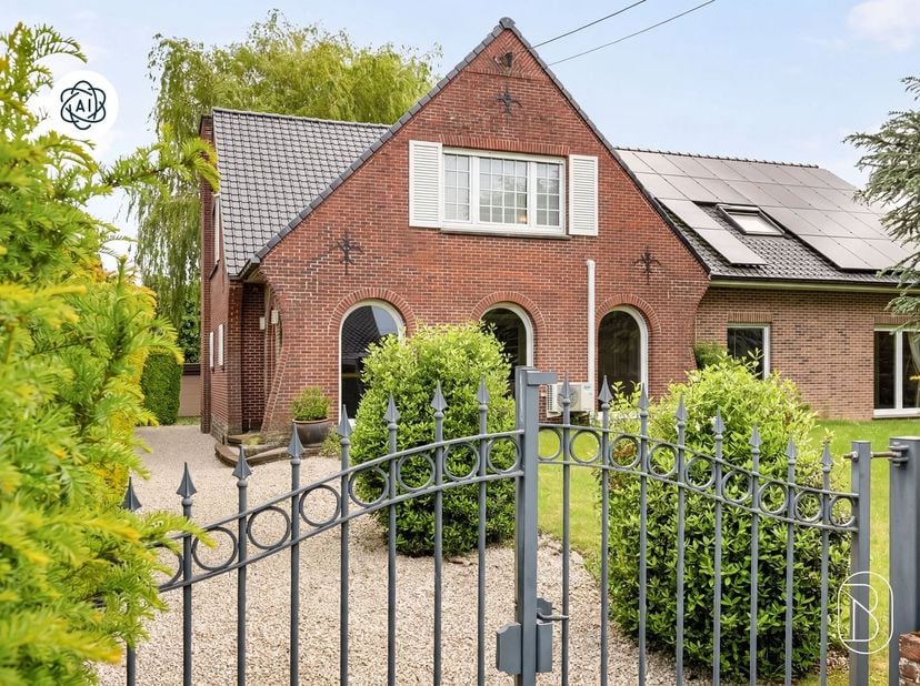 Huis te koop in Rue des Croisiers 95,
                    7712 Herzeeuw