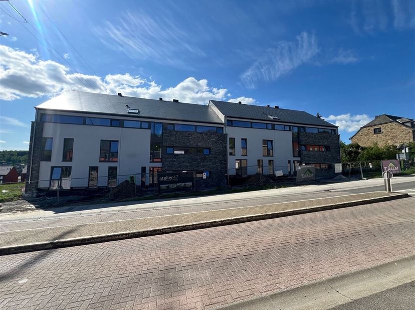 Derde en laatste fase van een prachtig instapklaar appartementenproject, gelegen in het hart van Barvaux-sur-Ourthe, dicht bij alle voorzieningen en D