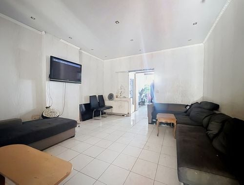                                         Woning te koop in Charleroi, € 165.000
