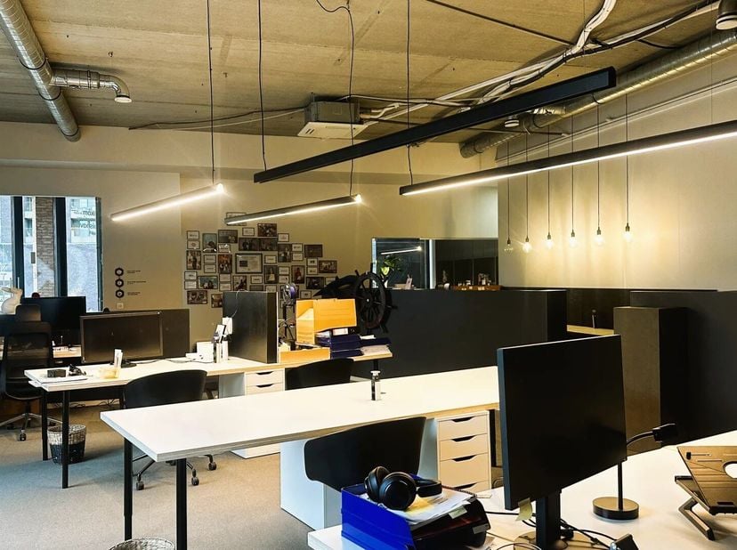 Bien professionnel à louer
                    à 3500 Hasselt