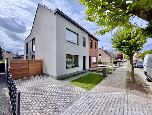                                         Woning te koop in Duffel, € 449.000
