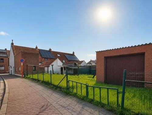                                         Woning te koop in Avelgem, € 129.000
