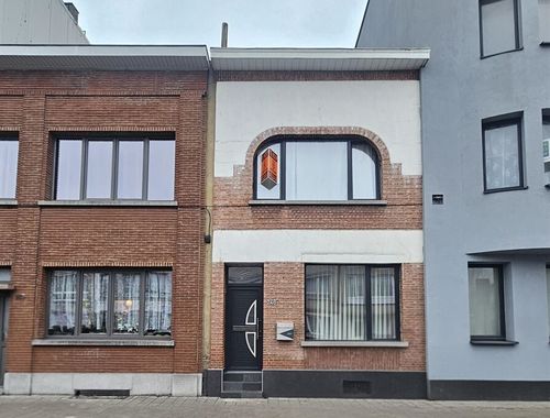                                         Maison à vendre à Wilrijk, € 415.000
