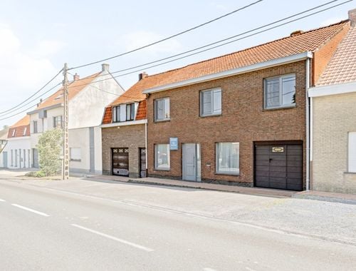                                         Maison à vendre à Poperinge, € 339.000
