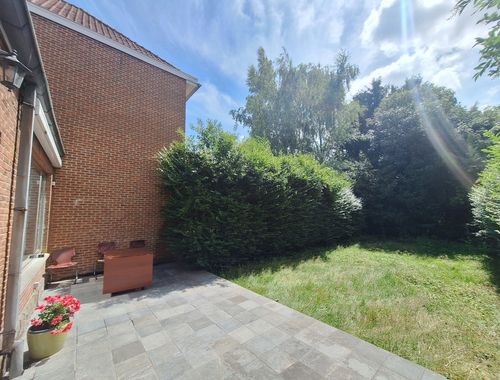                                         Maison à louer à Woluwe-Saint-Pierre, € 2.400
