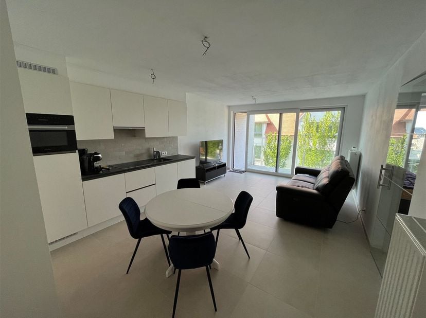 Magnifique appartement d'une chambre à louer dans un endroit calme à Middelkerke !<br />
<br />
Cet appartement est situé sur le côté ouest de la ré