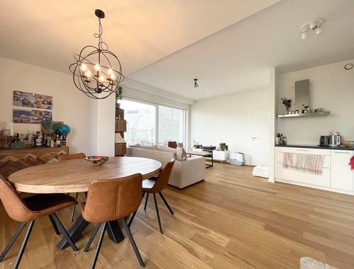                                         Appartement te huur in Evere, € 1.350
