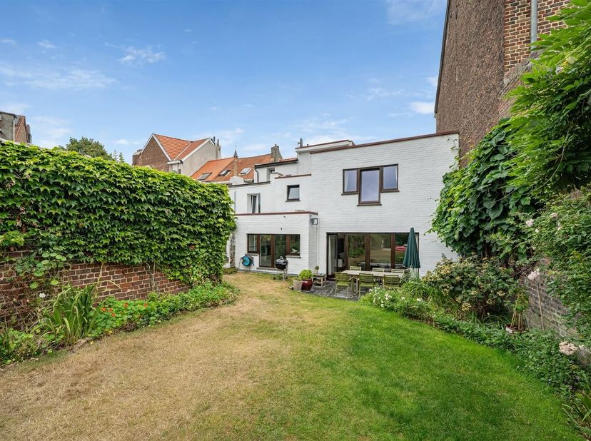 Huis te koop in ,
                    1150 Sint-Pieters-Woluwe