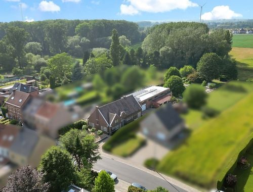                                         Huis te koop in Ninove, € 799.000
