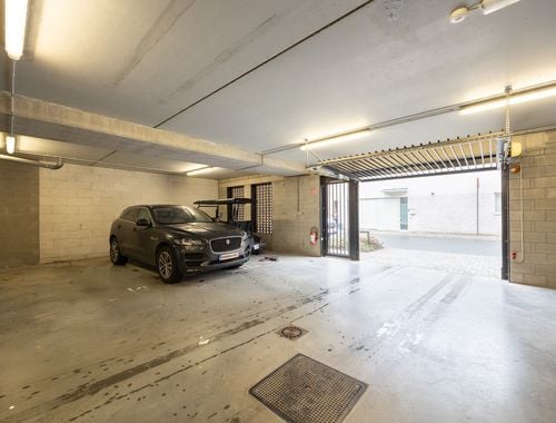                                         Garage te koop in Antwerpen, € 30.000
