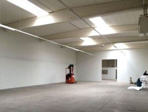                                         Bedrijfsgebouw te huur in Zaventem, € 2.999
