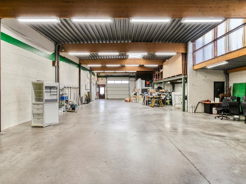 Bien professionnel à louer à Kwabrugstraat 38,
                    8510 Bellegem