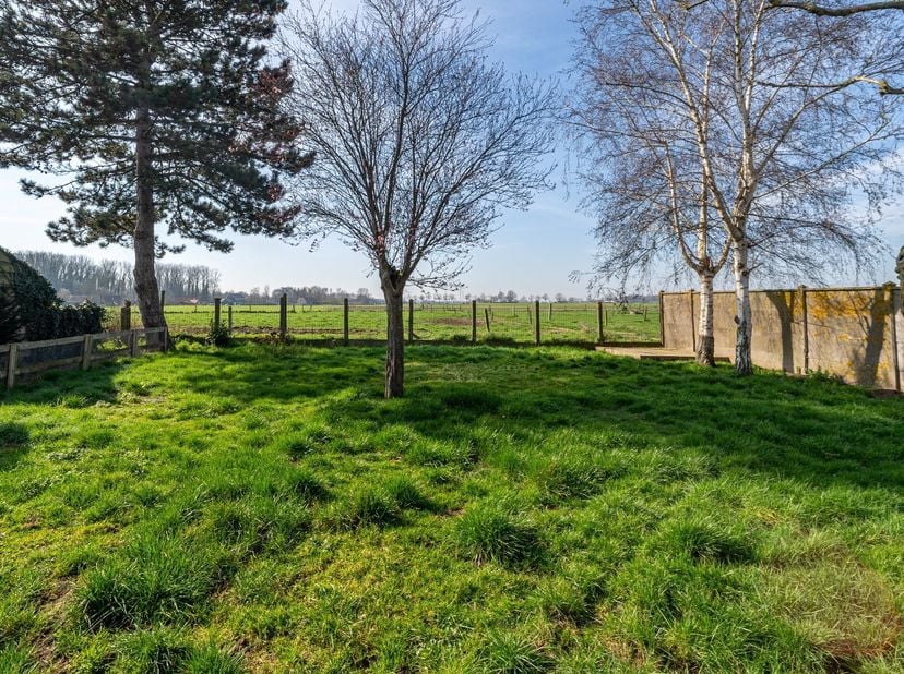 Terrain à vendre
                    à 8572 Kaster