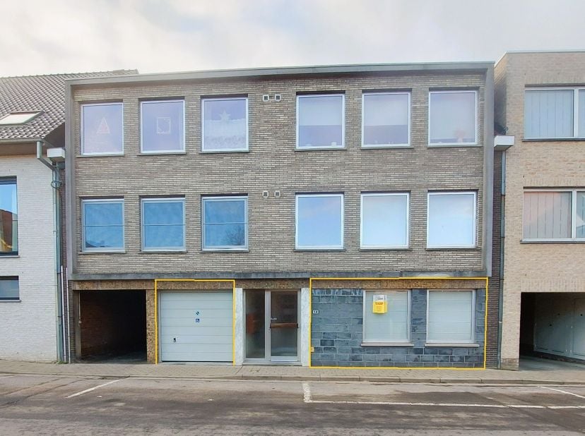 Appartement à vendre à Schoolstraat 14 boîte 001,
                    8930 Lauwe