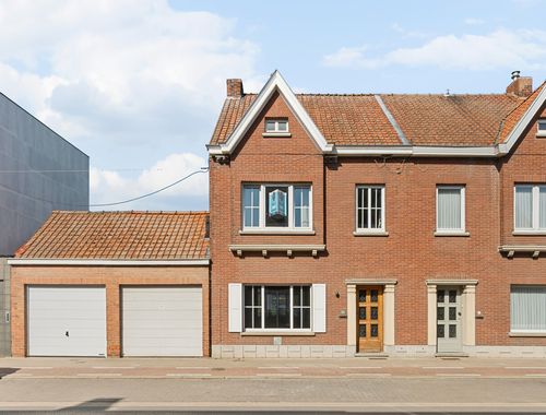                                         Maison à vendre à Deerlijk, € 298.000

