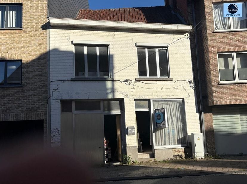 Maison à vendre à BURCHTDAM 12-14,
                    9400 Ninove