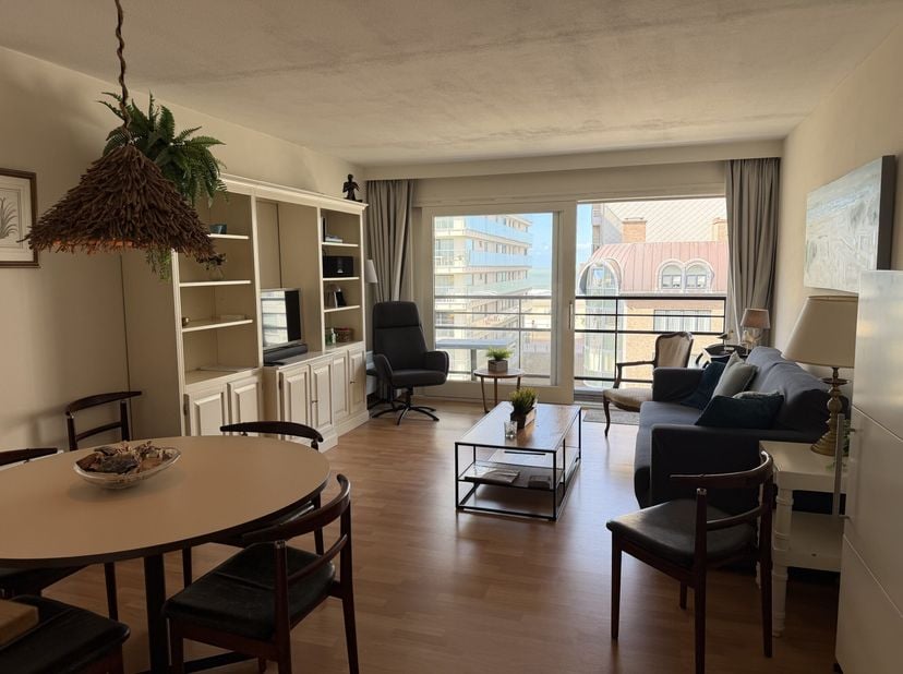 Appartement te koop in De Smet de Naeyerlaan 4,
                    8420 Wenduine
