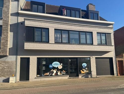                                         Appartement à louer à Nieuwpoort, € 800
