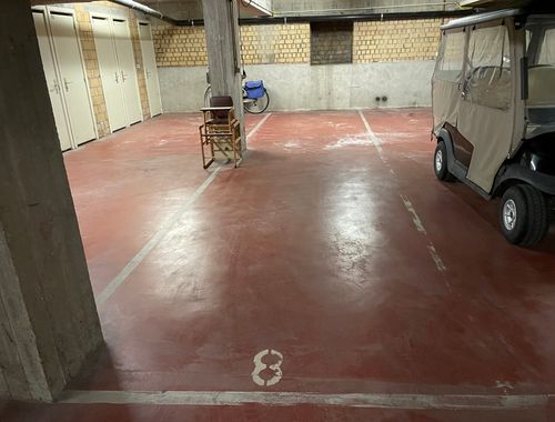                                         Kelder garage te huur in Knokke, € 125
