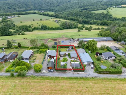                                         Chalet te koop in Evrehailles, € 159.000
