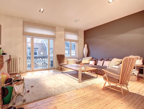                                         Duplex te huur in Elsene, € 2.150
