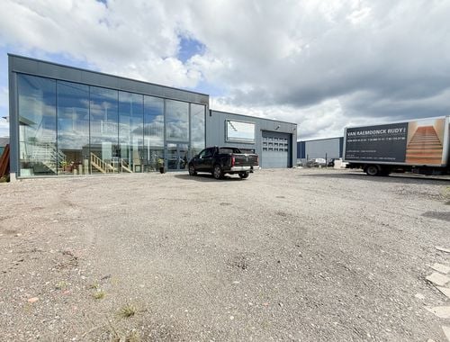                                         Opslagplaats te huur in Bornem, € 425
