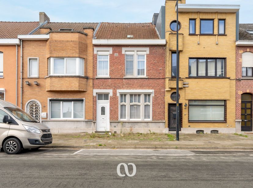 Huis te koop in Hermes Van Wynghenestraat 29,
                    9600 Ronse