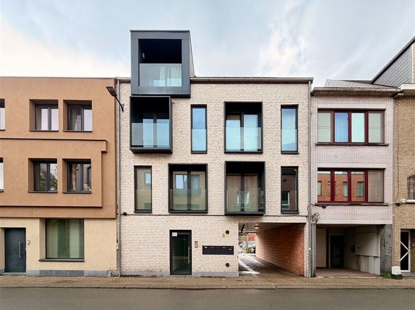 Appartement à vendre
                    à 9100 Sint-Niklaas