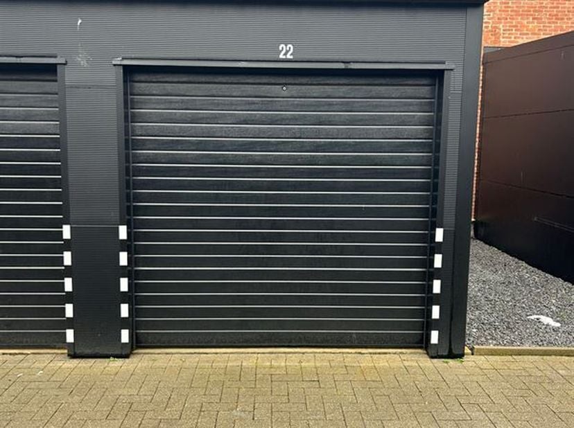 Garage à vendre
                    à 3970 Leopoldsburg