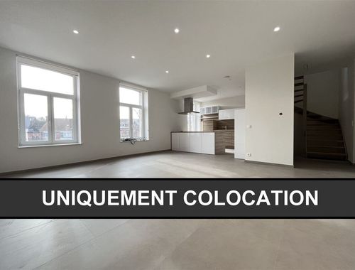                                         Duplex à louer à Tournai, € 2.000

