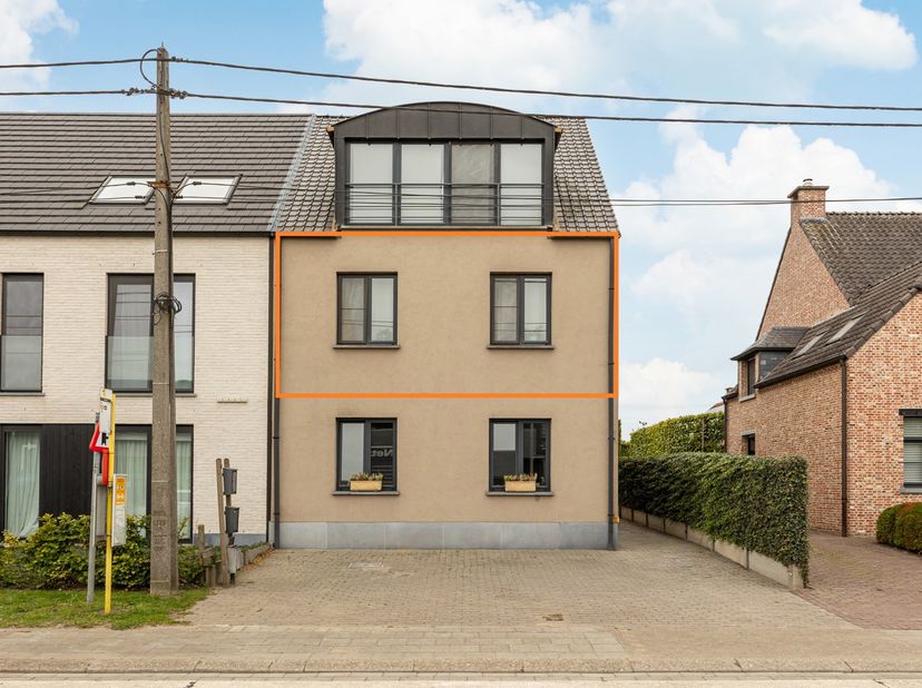 Instapklaar en energiezuinig appartement met zonnig terras – De ideale investering of eigenwoonst. <br />
Opzoek naar een lichtrijk appartement nabij