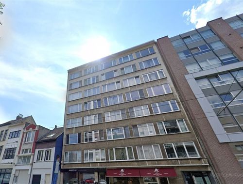                                         Studio avec coin lit à louer à Berchem, € 745
