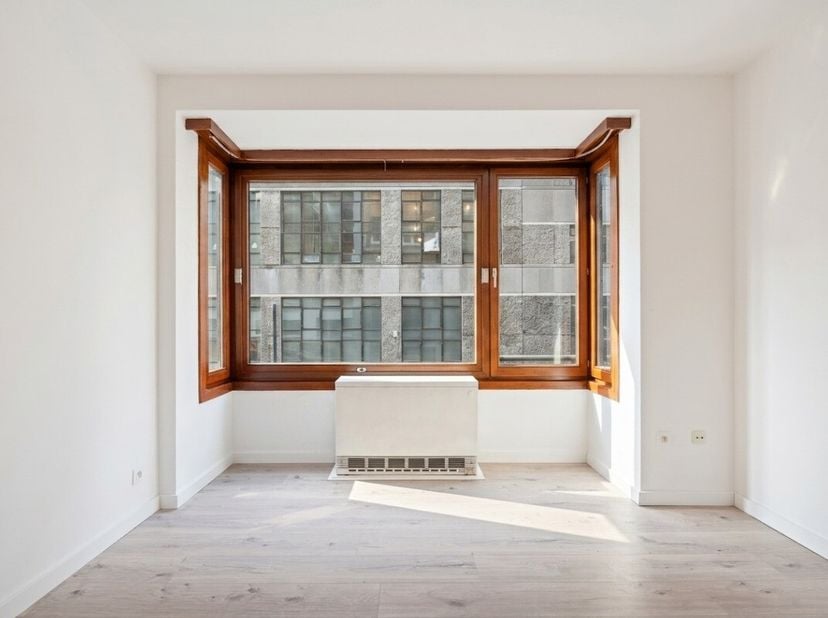 À LOUER | Appartement lumineux 1 chambre entièrement rénové à OstendeAppartement prêt à emménager, idéalement situé au cur dOstendeDisposition :Lappar