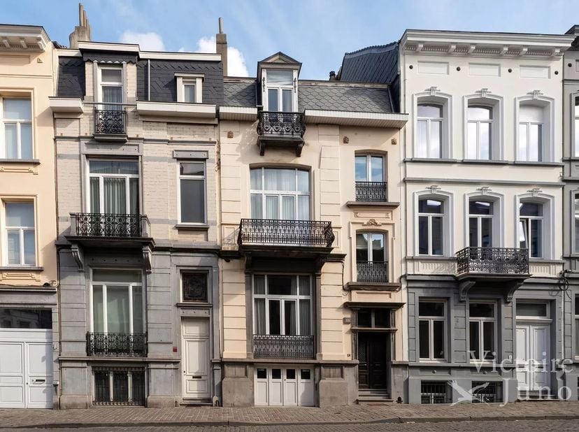 Huis te huur in ,
                    1050 Elsene