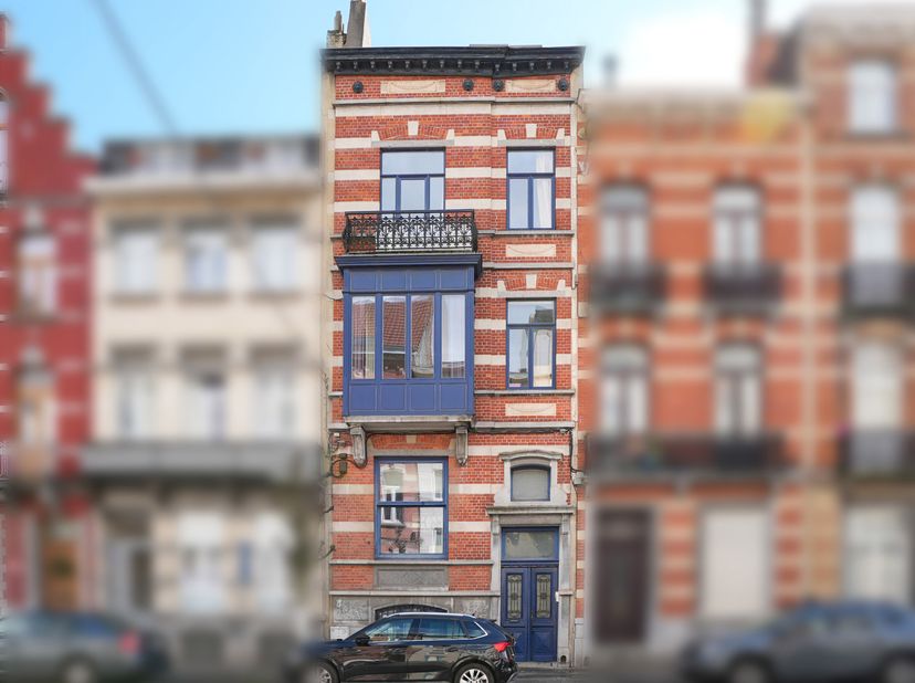 Informatie en bezichtigingen: Kristof - +32 471 77 09 08 - Kristof@bytheway.be | ANDERLECHT - In de Rue de la Clinique biedt By the Way u dit pand (ge