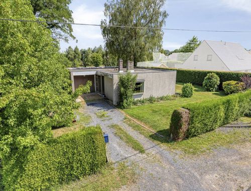                                         Bungalow à vendre à Laarne, € 275.000
