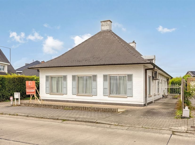 Huis te koop in smissestraat 10,
                    9700 Oudenaarde