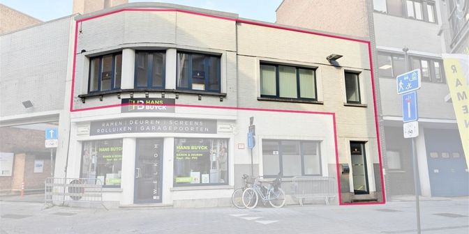 Bedrijfsvastgoed te huur in Onze-Lieve-Vrouwestraat 27, 8500 Kortrijk